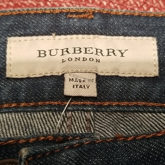 Burberry jeans. Size 34x33 - Picture 10 of 11